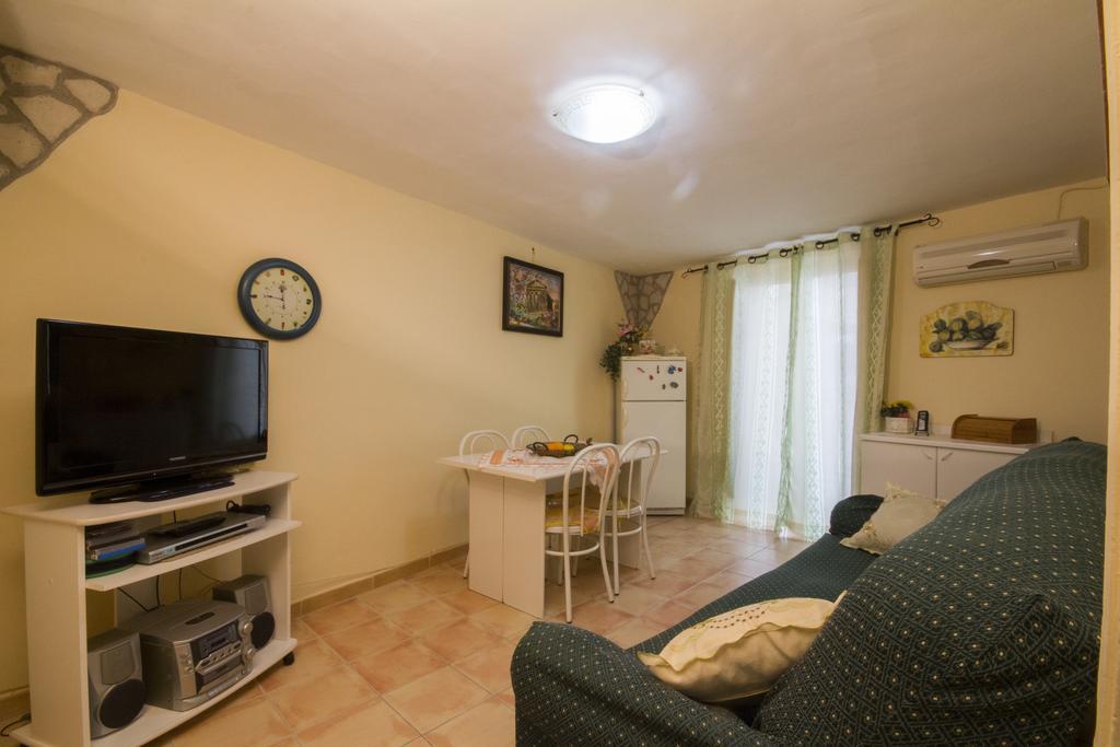 Alfa Quadro Bed & Breakfast Agrigento Exterior photo